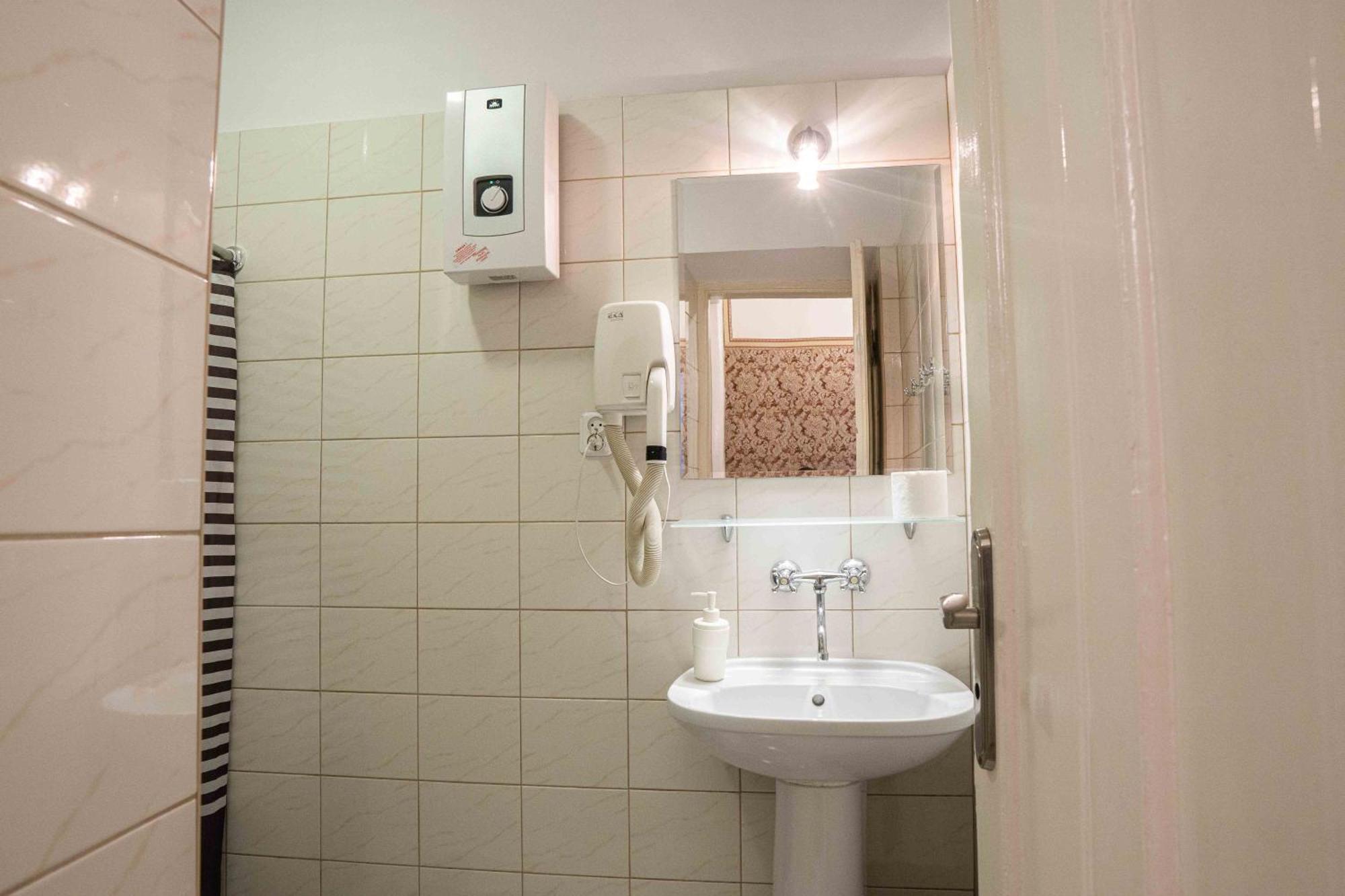 Metropolitan Apartments Краков Экстерьер фото