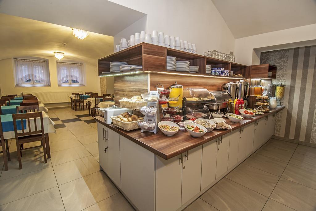 Metropolitan Apartments Краков Экстерьер фото